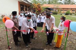 Wabup Buol Resmikan Gedung Sekolah Dana DAK 2020 di Kecamatan Tiloan